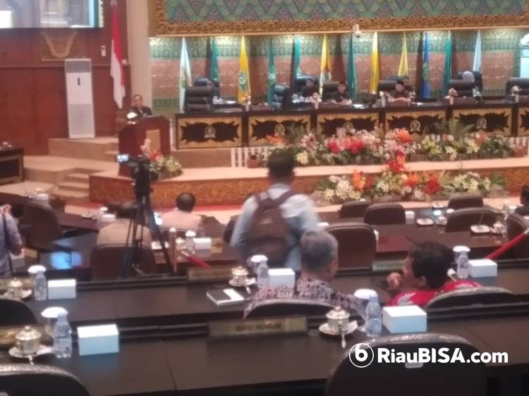 WDP, Plt Gubernur Riau Janji akan Tegur Pimpinan OPD