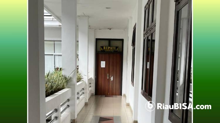 Ruangan Kerja Bupati Kuansing dan Pimpinan DPRD yang Disegel KPK Telah Dicopot