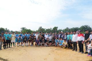Bupati Rohil Resmi Buka Turnamen Sepak Bola Bupati Cup Rayon 2 2026, Libatkan 11 Kecamatan
