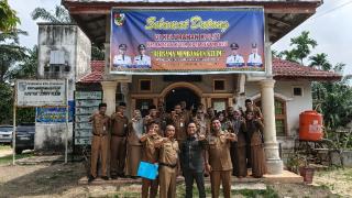 Camat Kulim Pantau Pelayanan Publik di Kantor Lurah Kulim