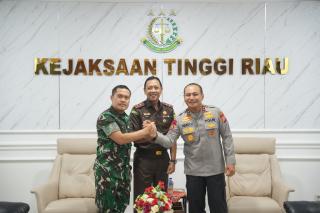 Jaksa, Polisi dan TNI di Riau Bersatu dalam Penegakan Hukum yang Berintegritas