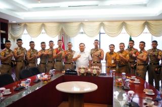 Bertemu Plt Gubernur, Taruna Akmil Asal Riau Tegaskan Siap Mengabdi untuk Bangsa